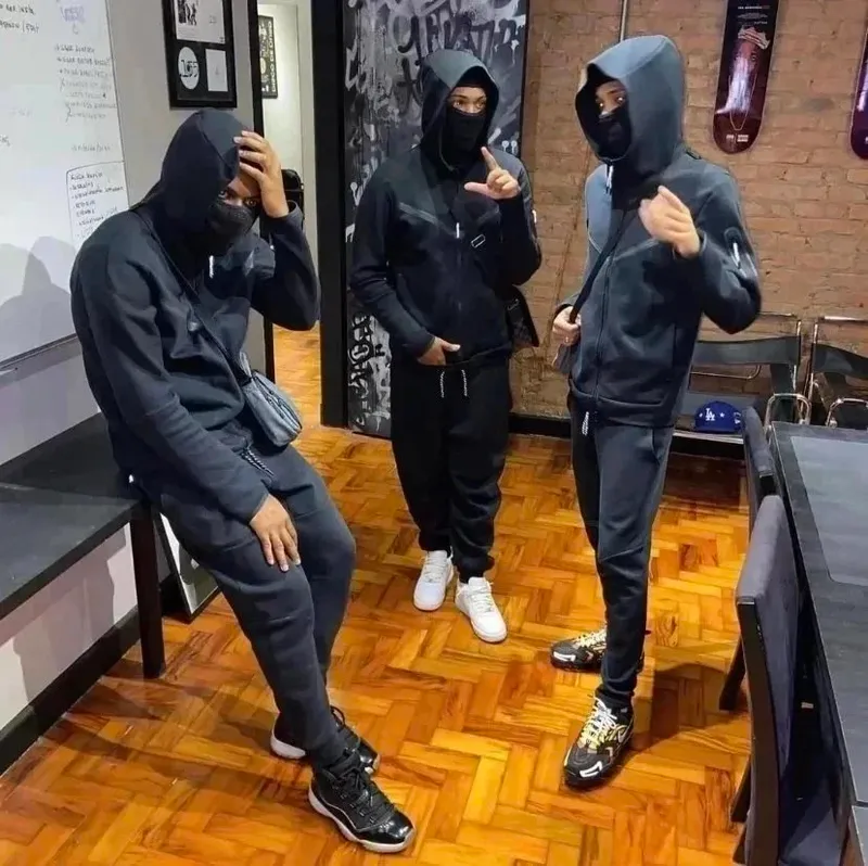 Fashion Sportswear